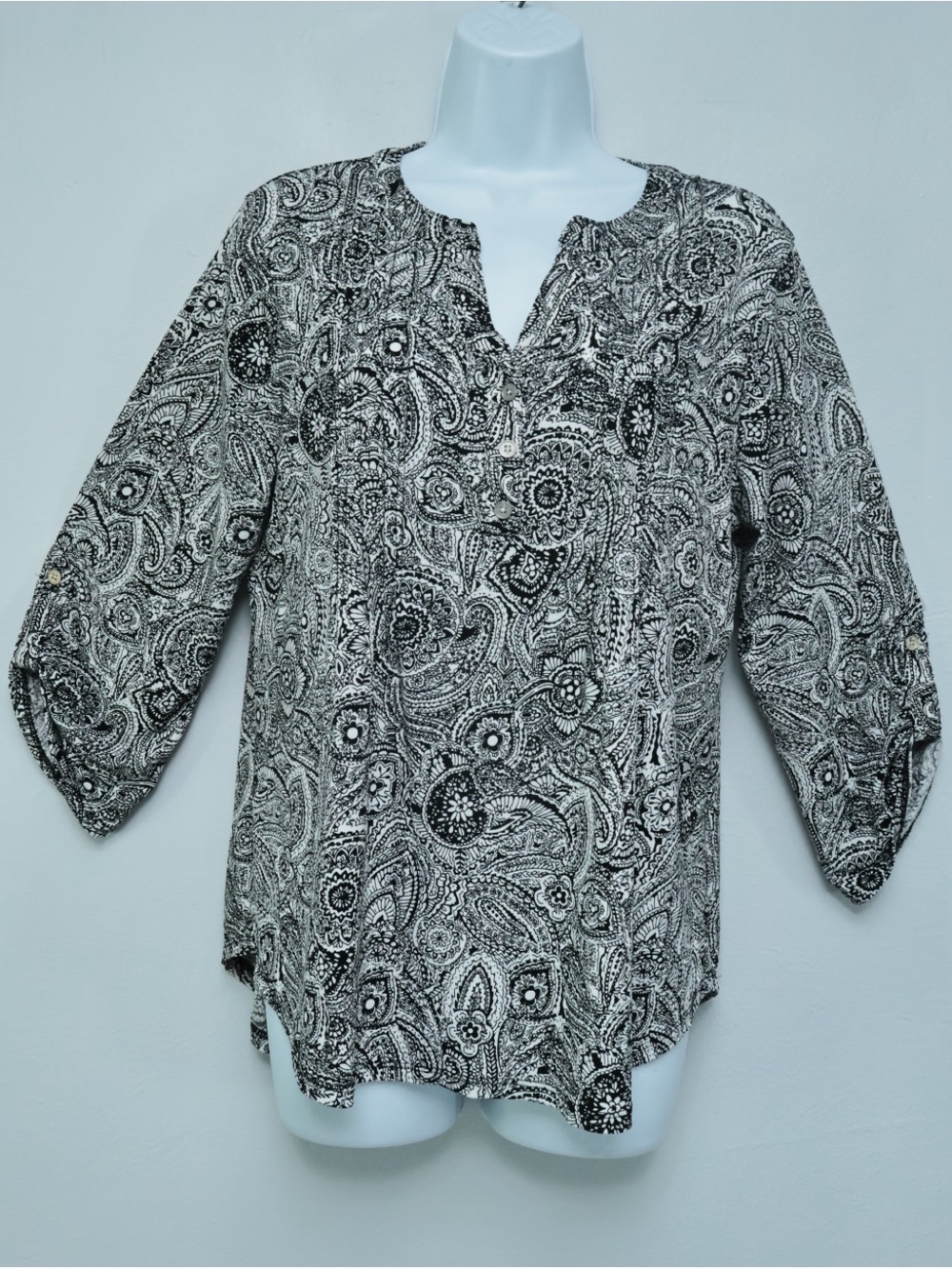 NY Collection Black & White Paisley Tunic Top